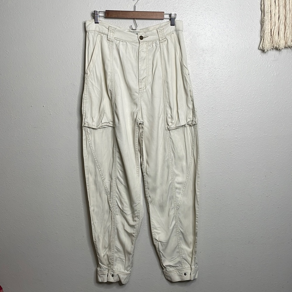 Urban Outfitters Cargo Parachute Pants Ivory Size 10